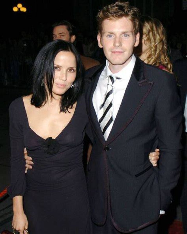 Wedding, Shaun Evans Wife, and Son: A Comprehensive Look into the Personal Life of the Famous Actor
